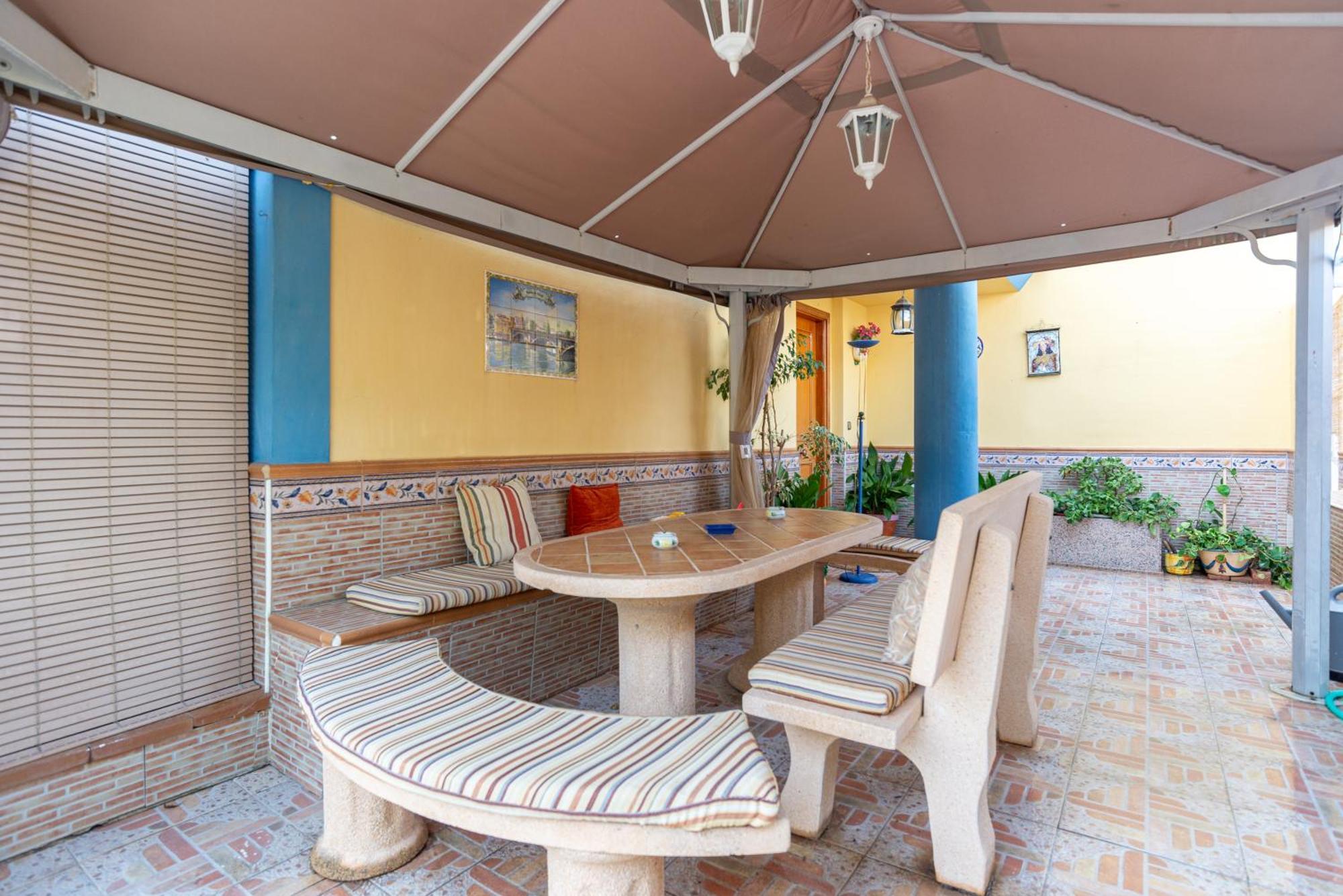 Villa Valentina - Renovated On Los Alamos Beach Torremolinos Esterno foto