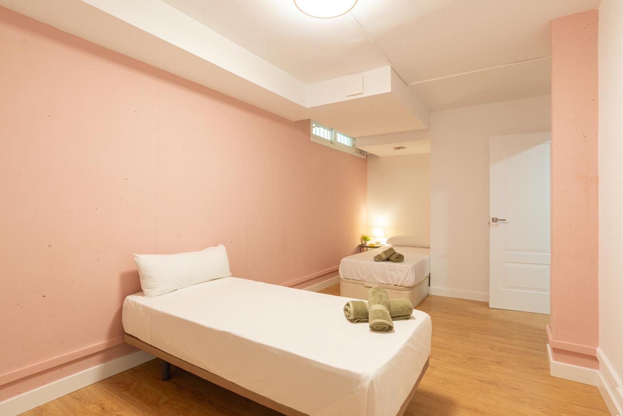 Villa Valentina - Renovated On Los Alamos Beach Torremolinos Esterno foto